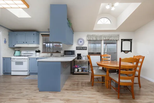 $157,000 | 336 East Alluvial Avenue, Unit 310, Fresno, CA 93720