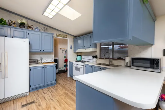 $157,000 | 336 East Alluvial Avenue, Unit 310, Fresno, CA 93720