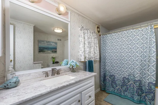 $157,000 | 336 East Alluvial Avenue, Unit 310, Fresno, CA 93720