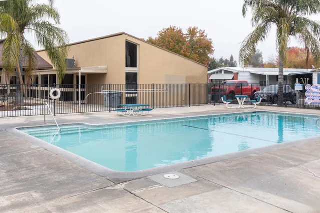$157,000 | 336 East Alluvial Avenue, Unit 310, Fresno, CA 93720