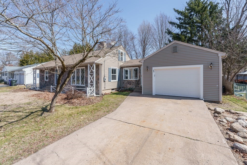 85 West Allen Ridge Road Springfield, MA 01118 - Photo 1 of 41 a front view of a house with a yard