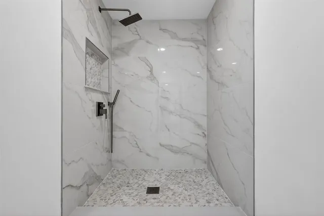 $775,000 | 631 Curtiss Parkway, Miami Springs, FL 33166