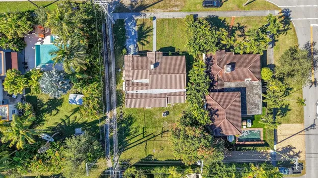 $775,000 | 631 Curtiss Parkway, Miami Springs, FL 33166