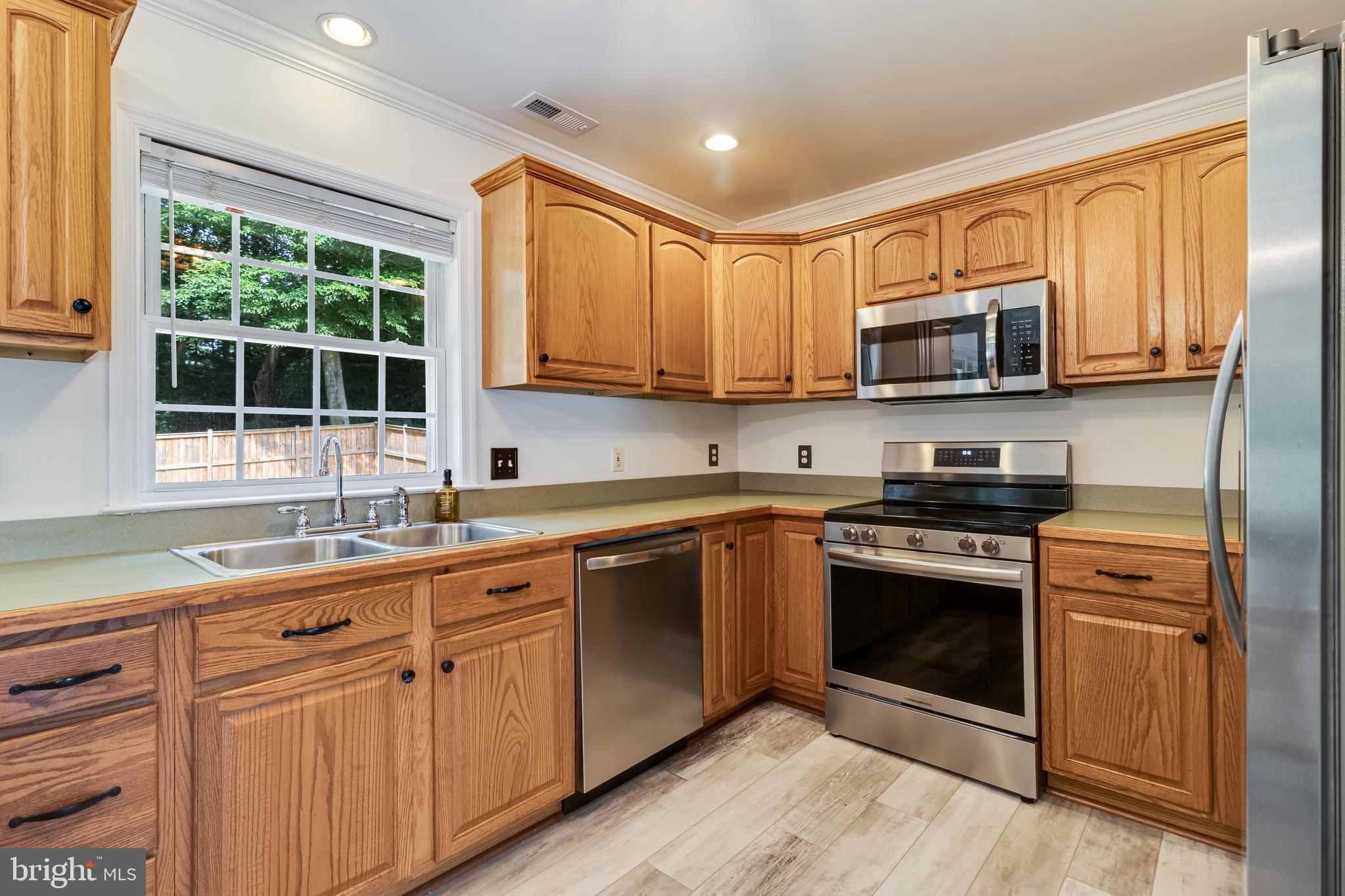 14479 Round Hill Road King George, VA 22485 - Photo 13 of 69 Kitchen