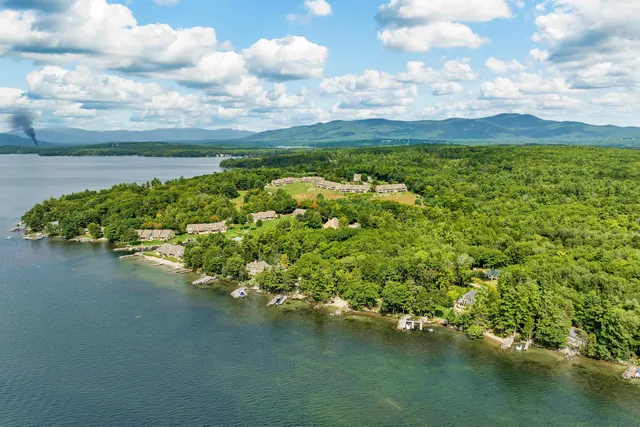 $2,950,000 | 47 Pot O Beans Road, Moultonborough, NH 03254