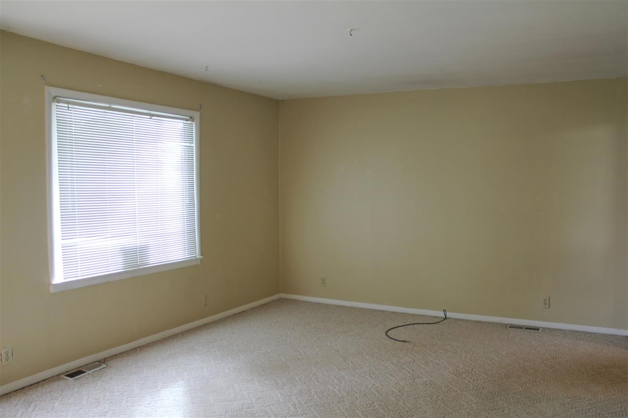 1905 South Hemlock Road Muncie, IN 47302 - Photo 9 of 15 Gallery Image 9