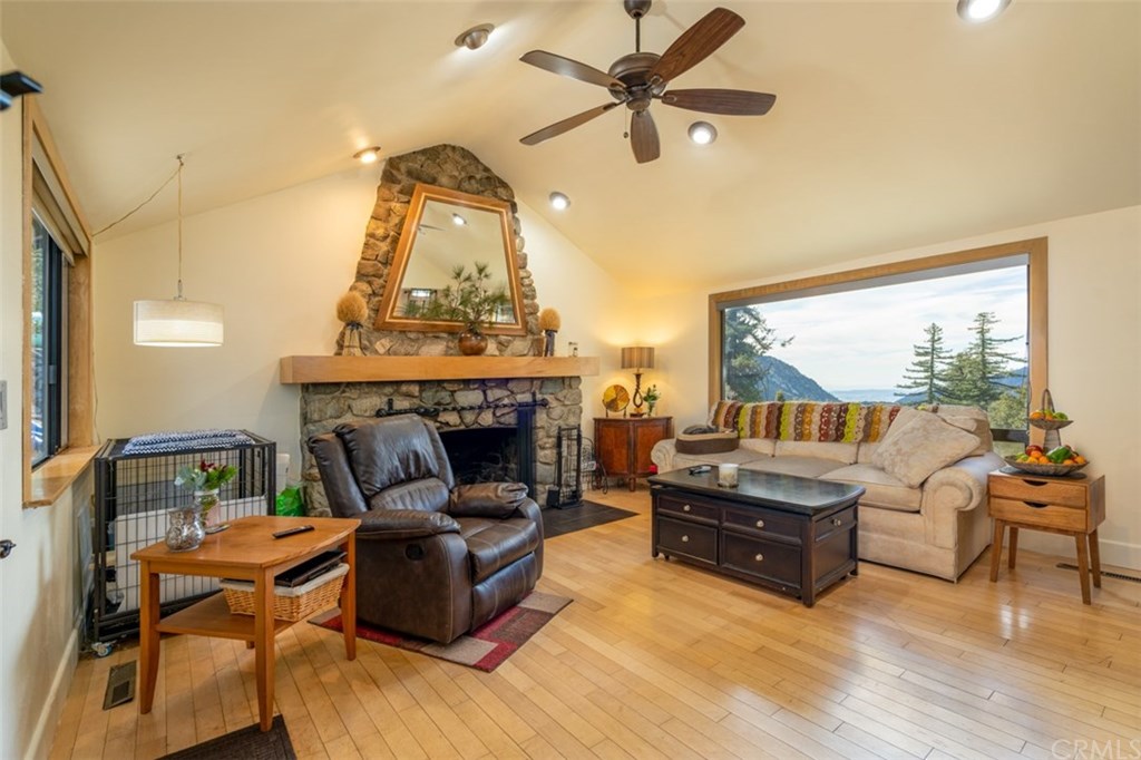 31 Glacier Point Mt Baldy, CA 91759 - Photo 1 of 29