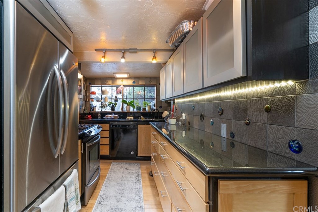 31 Glacier Point Mt Baldy, CA 91759 - Photo 12 of 29