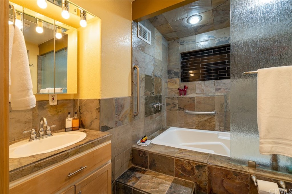 31 Glacier Point Mt Baldy, CA 91759 - Photo 14 of 29