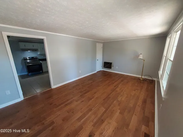 $289,000 | 201 North Leak Street, Southern Pines, NC 28387