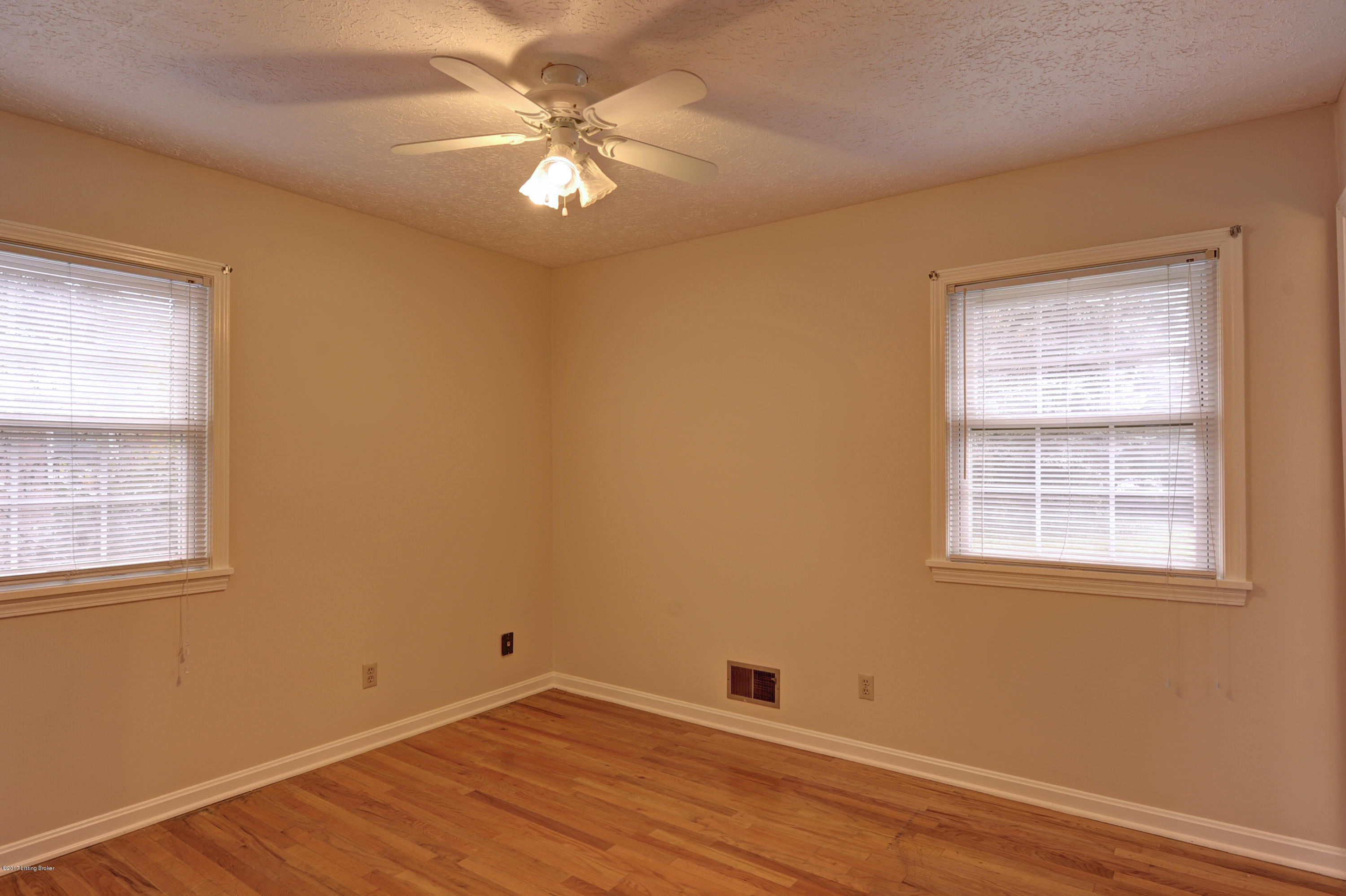 8103 Florist Road Louisville, KY 40228 - Photo 9 of 17 master bedroom