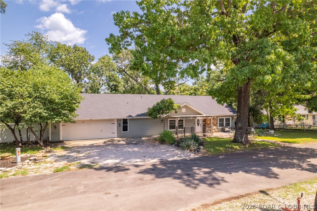 84 Arrowhead Beach Road Lake Ozark, MO 65049 - Photo 4 of 49