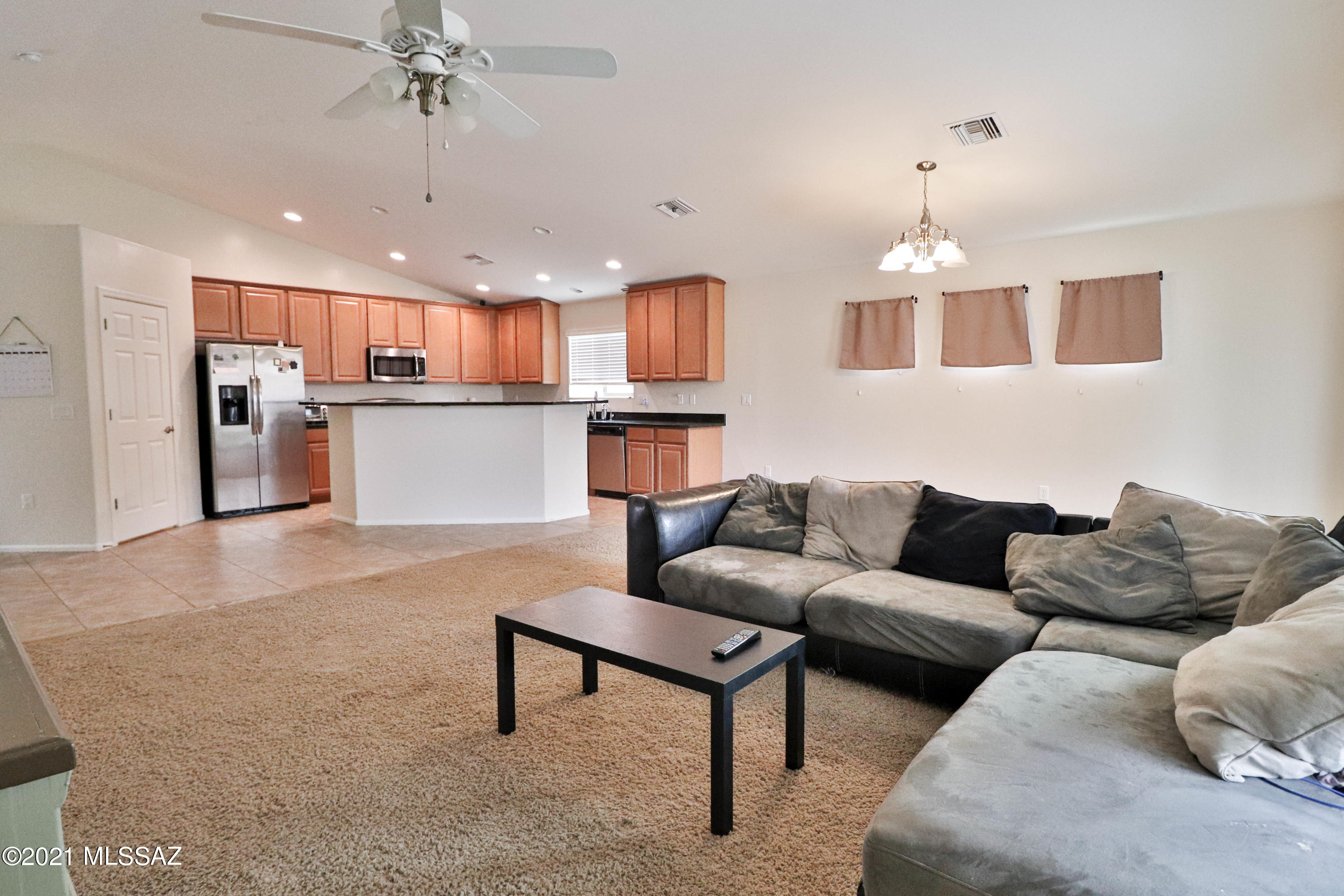 7760 East Treetop Road Tucson, AZ 85756 - Photo 2 of 22 Gallery Image 2