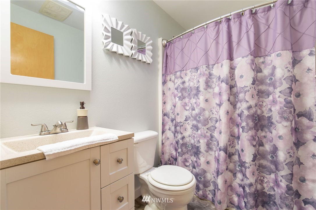 300 Mt Baker Place Northeast Renton, WA 98059 - Photo 28 of 31 Gallery Image 28