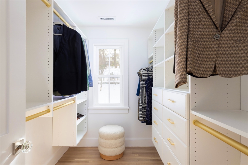 60 Alberta Road Brookline, MA 02467 - Photo 15 of 33