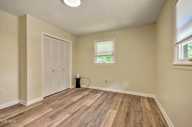 $240,000 | 22126 Pinebrook Drive, Bristol, VA 24202