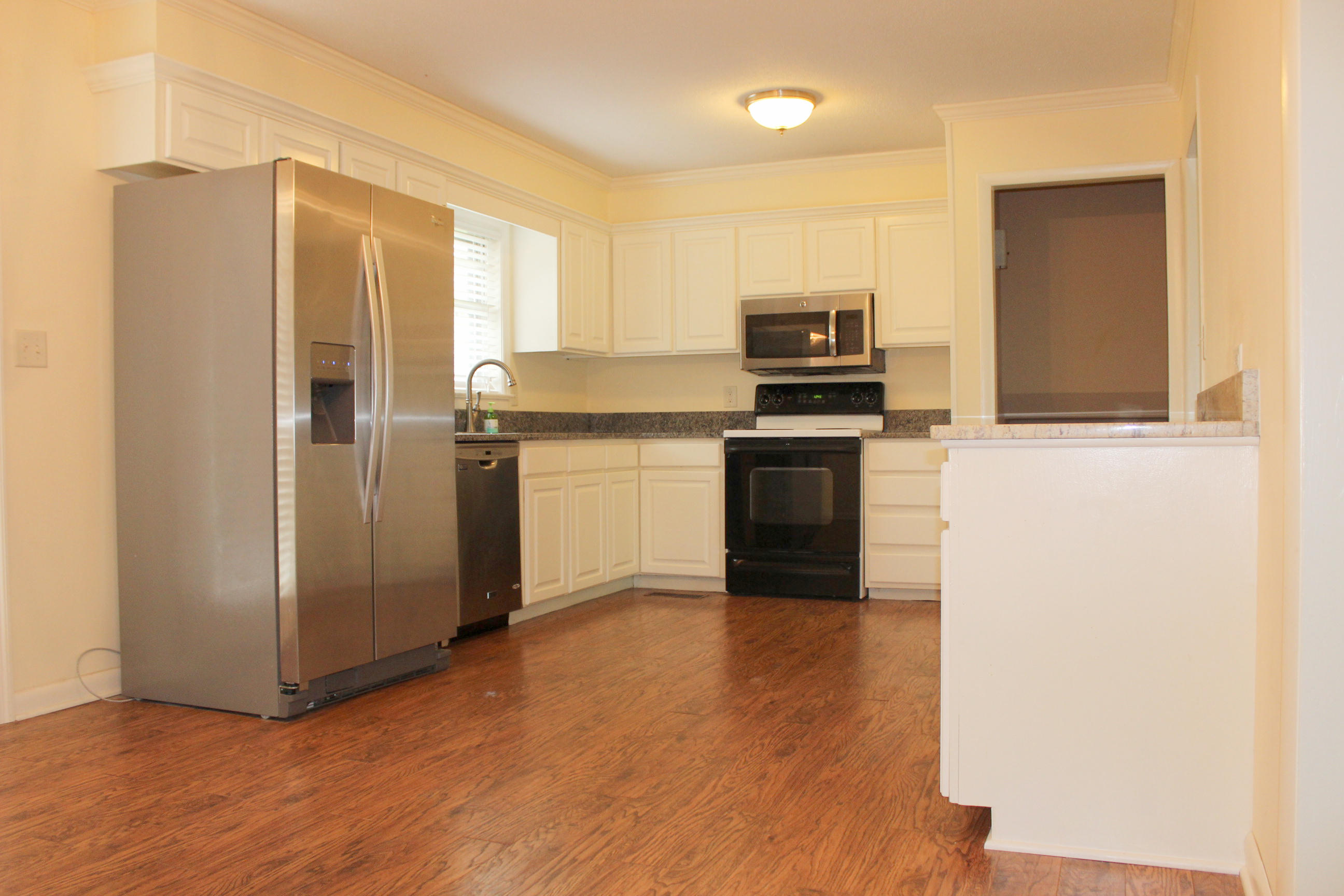 1117 Northern Hills Road Hixson, TN 37343 - Photo 4 of 15 Kitchen