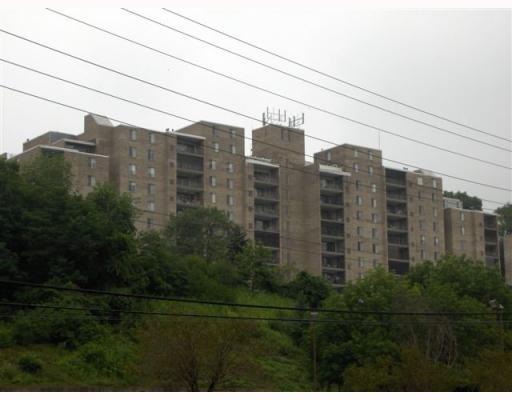 2160 Greentree Road, Unit 703W Pittsburgh, PA 15220 - Photo 1 of 7 Exterior Front.