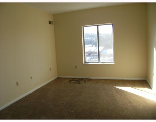 2160 Greentree Road, Unit 703W Pittsburgh, PA 15220 - Photo 5 of 7 Master Bedroom.