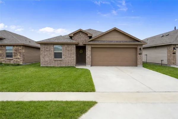 $2,395 | 1513 Pleasant Drive, Corpus Christi, TX 78418