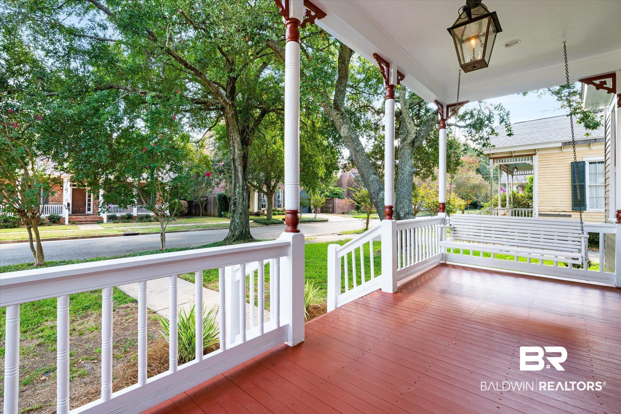 550 Eslava Street Mobile, AL 36602 - Photo 2 of 48