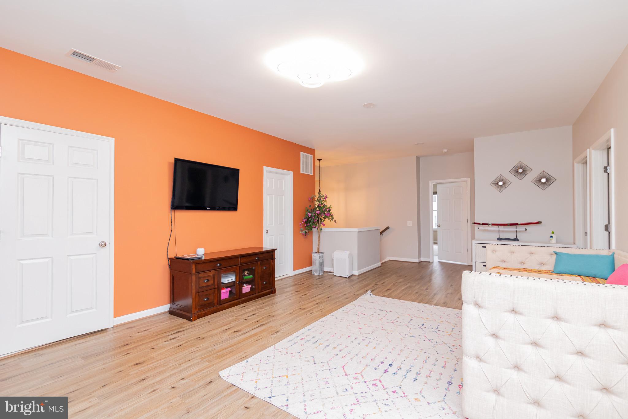 23556 Christina Ridge Square Ashburn, VA 20148 - Photo 26 of 63 Gallery Image 26