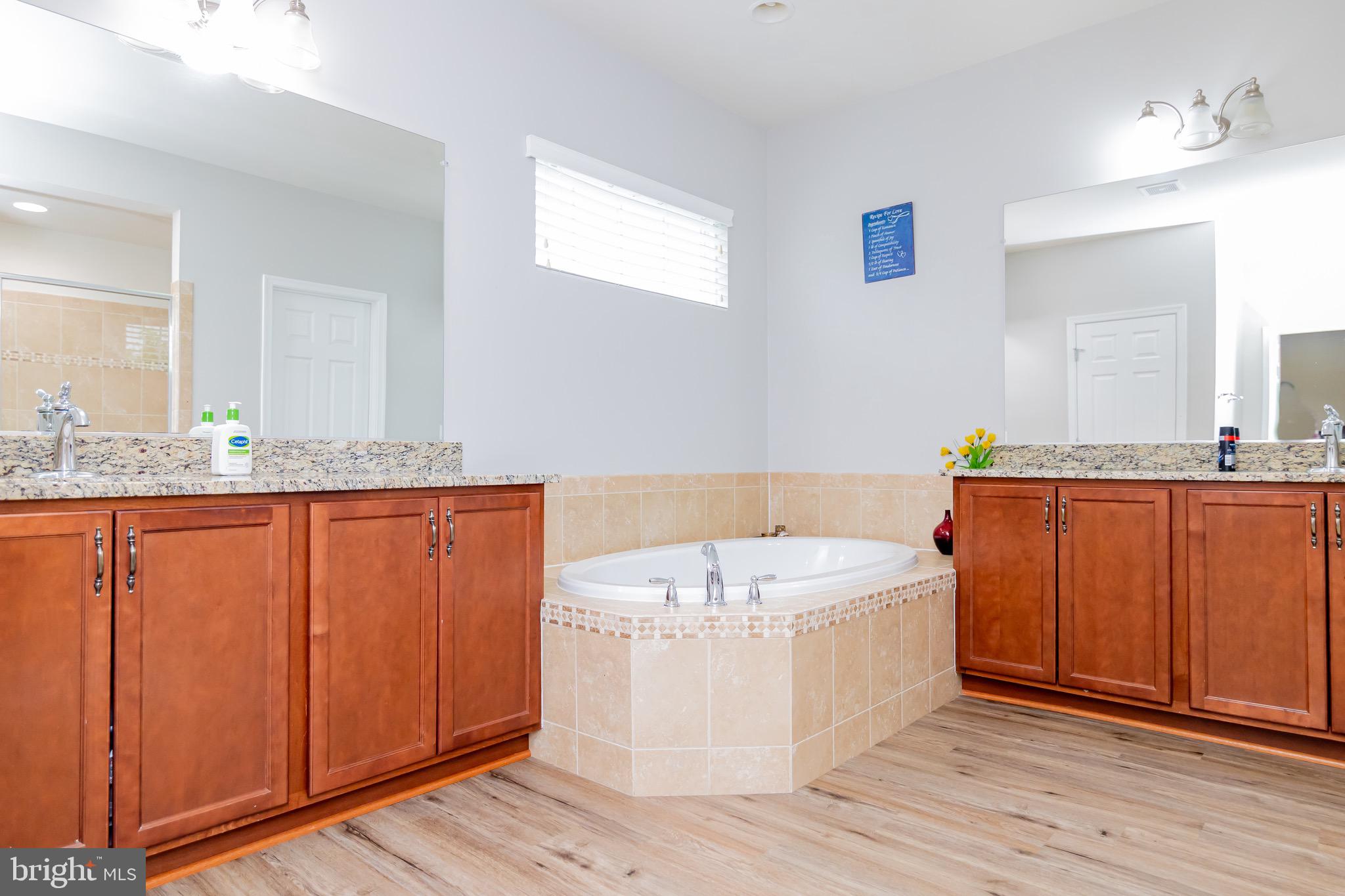23556 Christina Ridge Square Ashburn, VA 20148 - Photo 33 of 63 Gallery Image 33