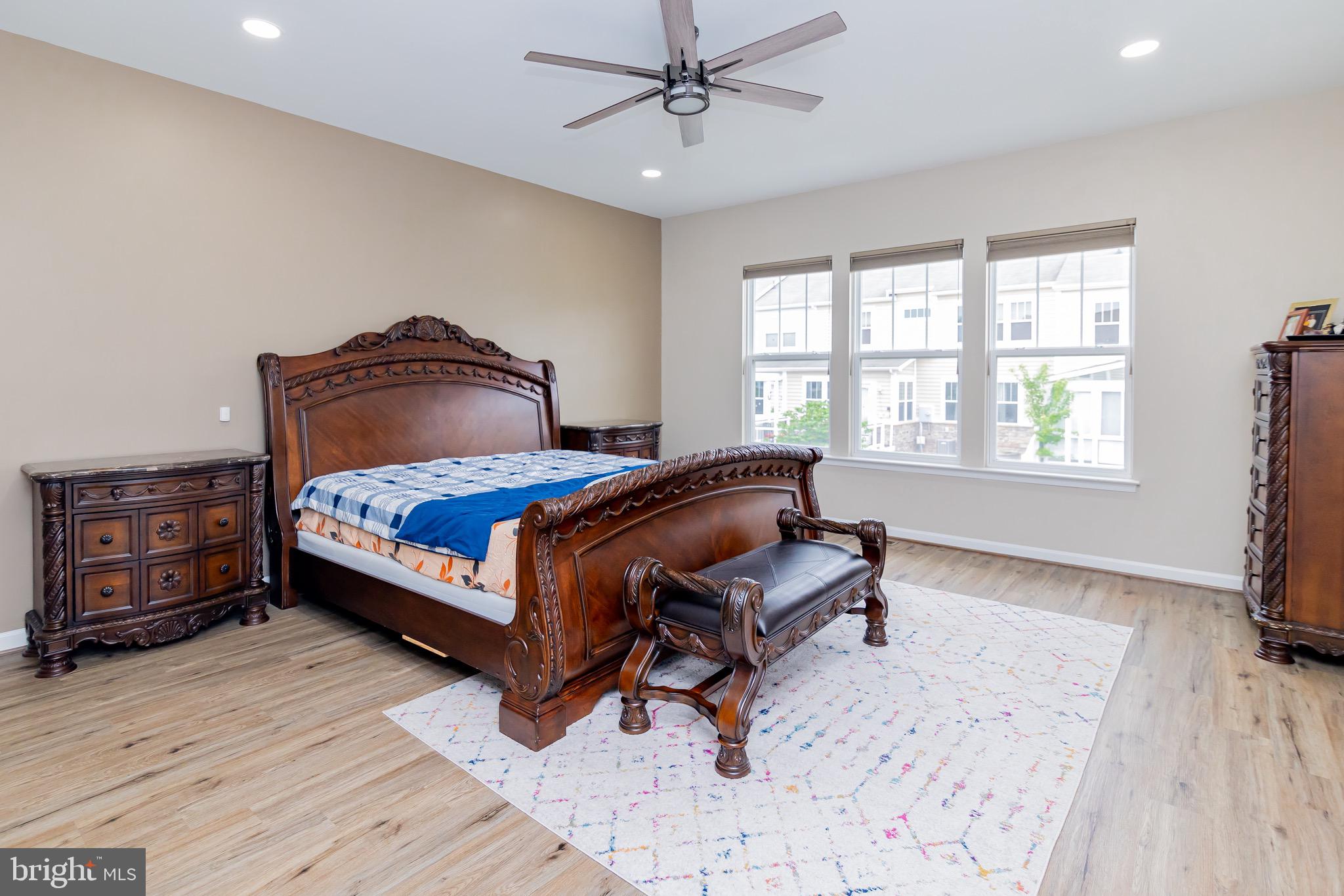 23556 Christina Ridge Square Ashburn, VA 20148 - Photo 37 of 63 Gallery Image 37