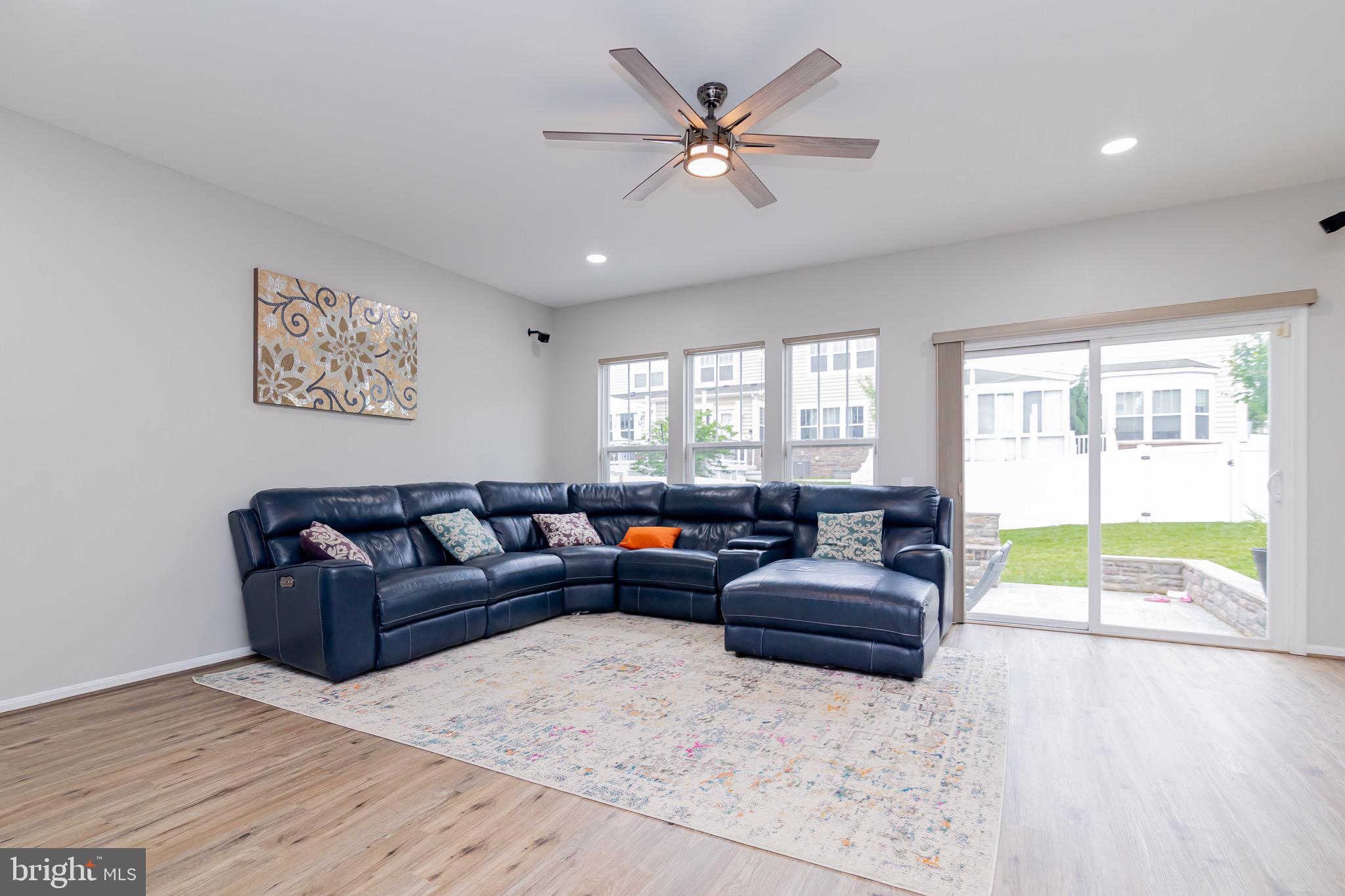 23556 Christina Ridge Square Ashburn, VA 20148 - Photo 43 of 63 Gallery Image 43
