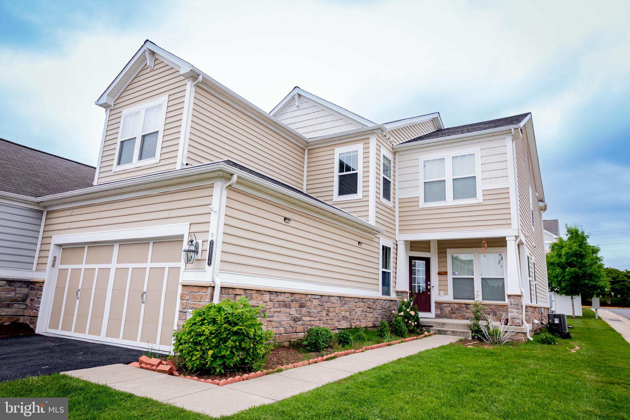 23556 Christina Ridge Square Ashburn, VA 20148 - Photo 50 of 63 Gallery Image 50