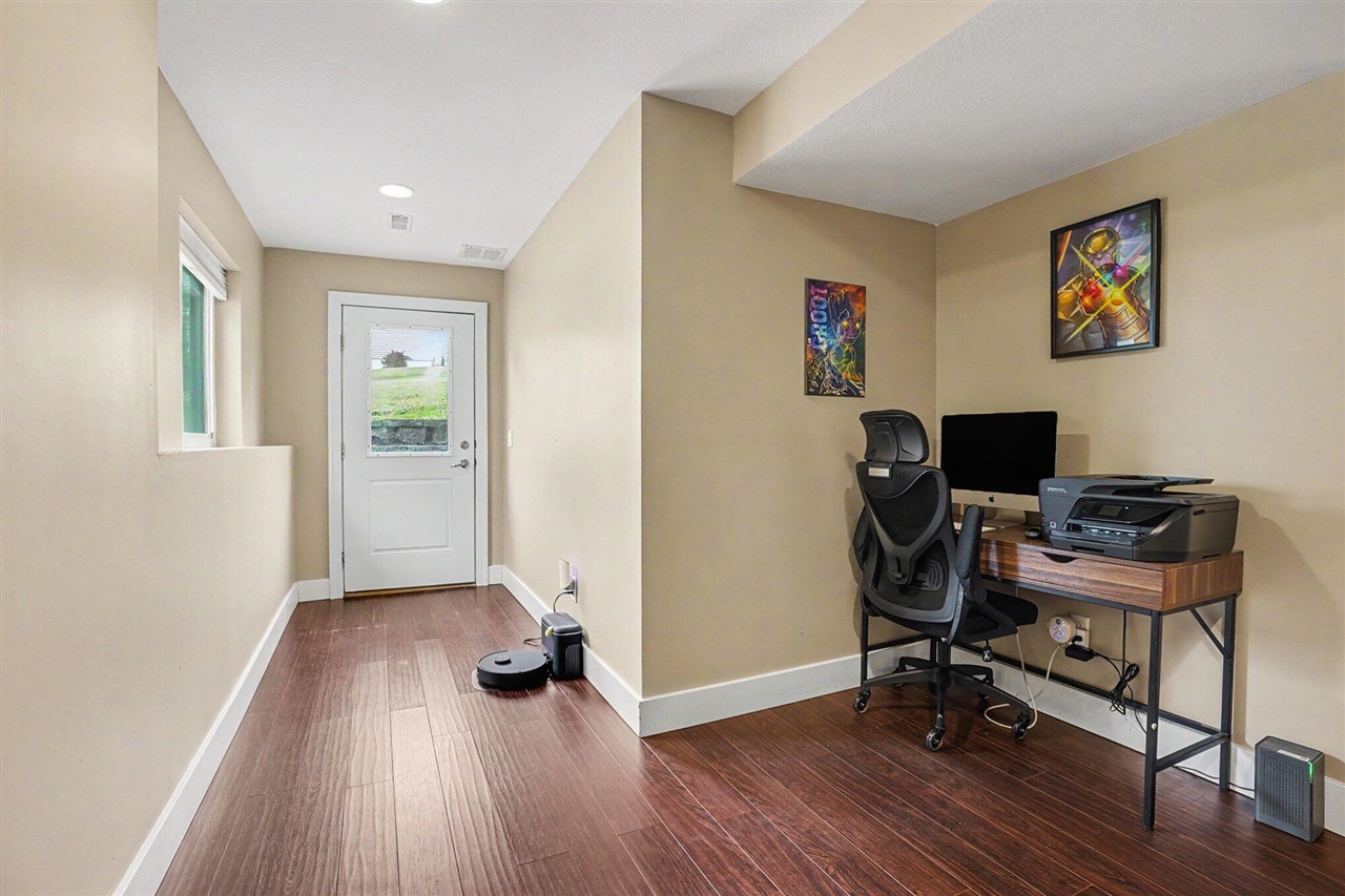 31800 Pine Ridge Circle Lawton, MI 49065 - Photo 24 of 37