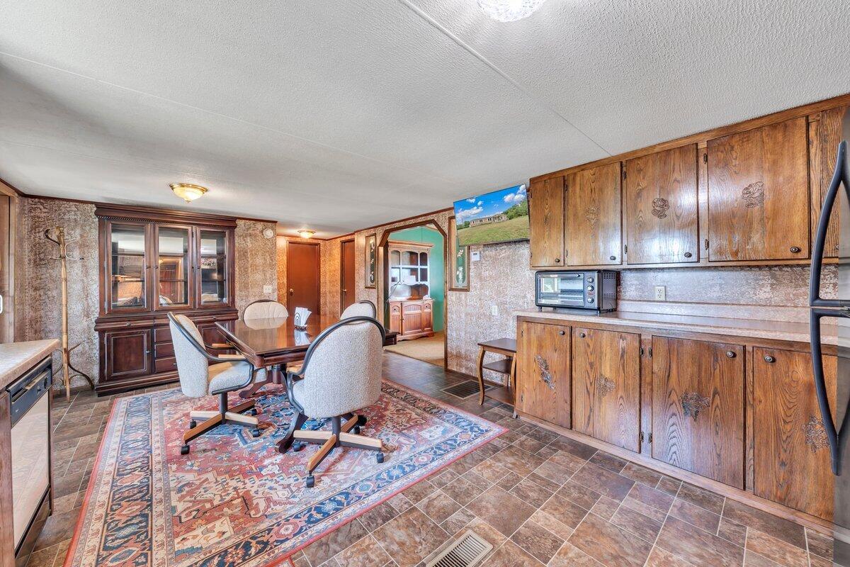 1145 Sugar Barbour Road Axton, VA 24054 - Photo 31 of 121 30