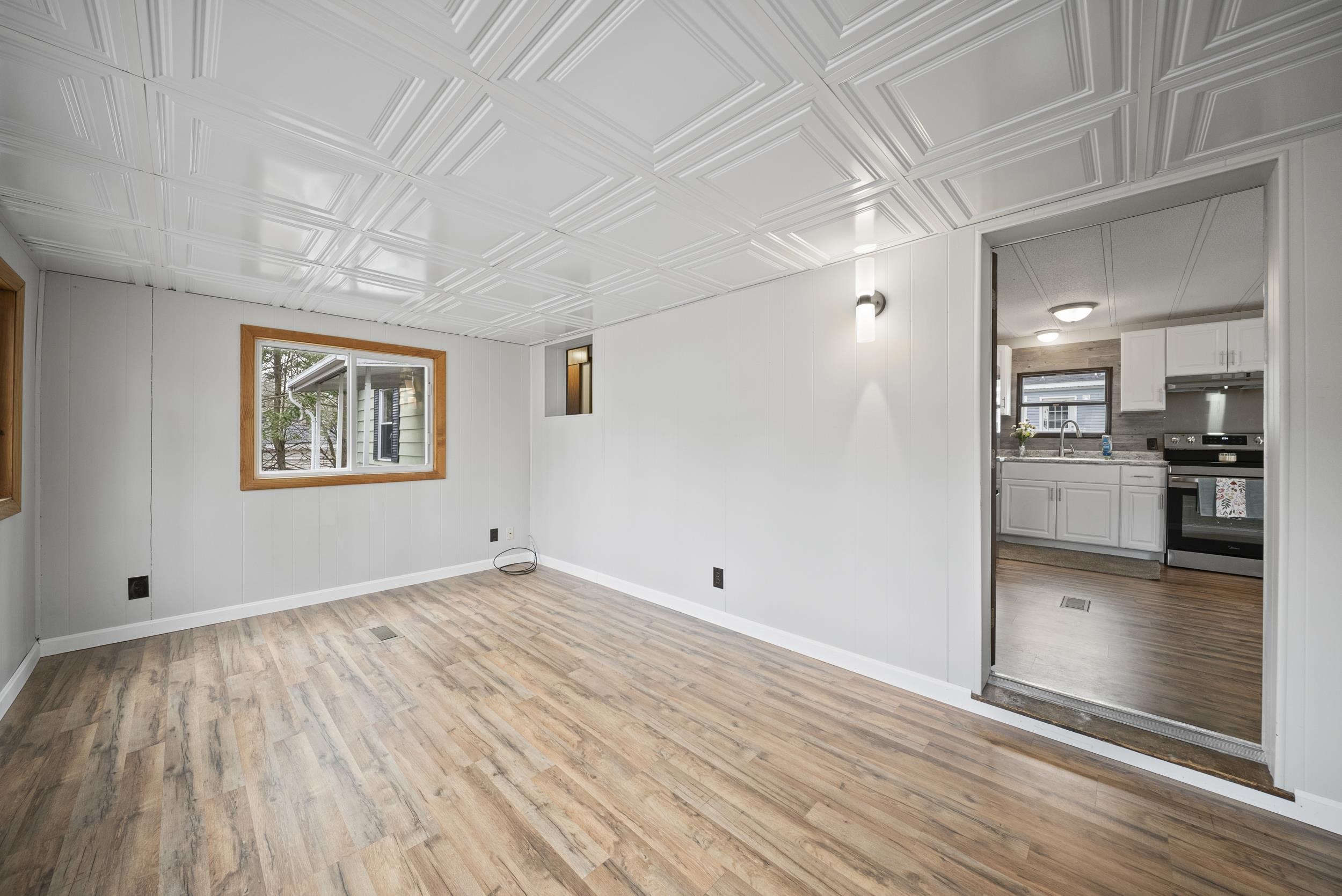 802 Nottingham Drive, Unit 79802 Exeter, NH 03833 - Photo 3 of 26