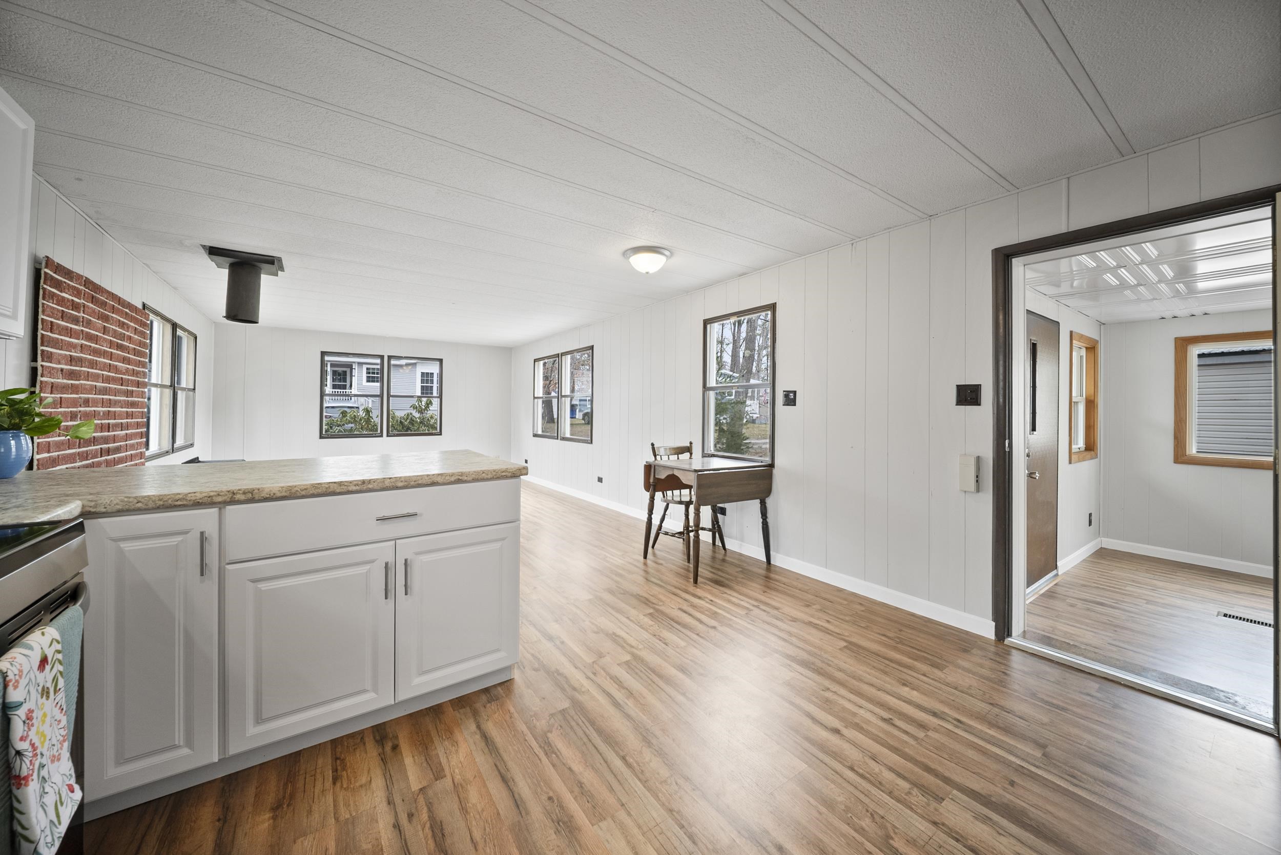 802 Nottingham Drive, Unit 79802 Exeter, NH 03833 - Photo 6 of 26