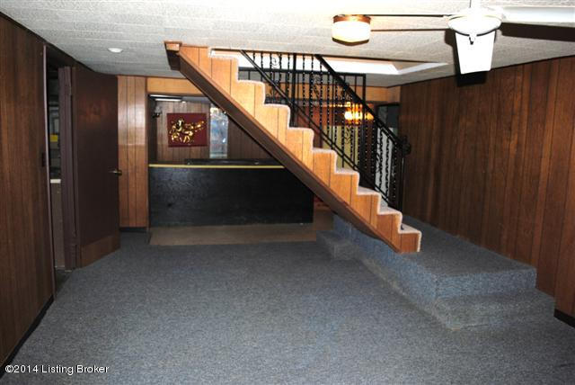 31 Welby Road Louisville, KY 40258 - Photo 19 of 23 Lower level family room