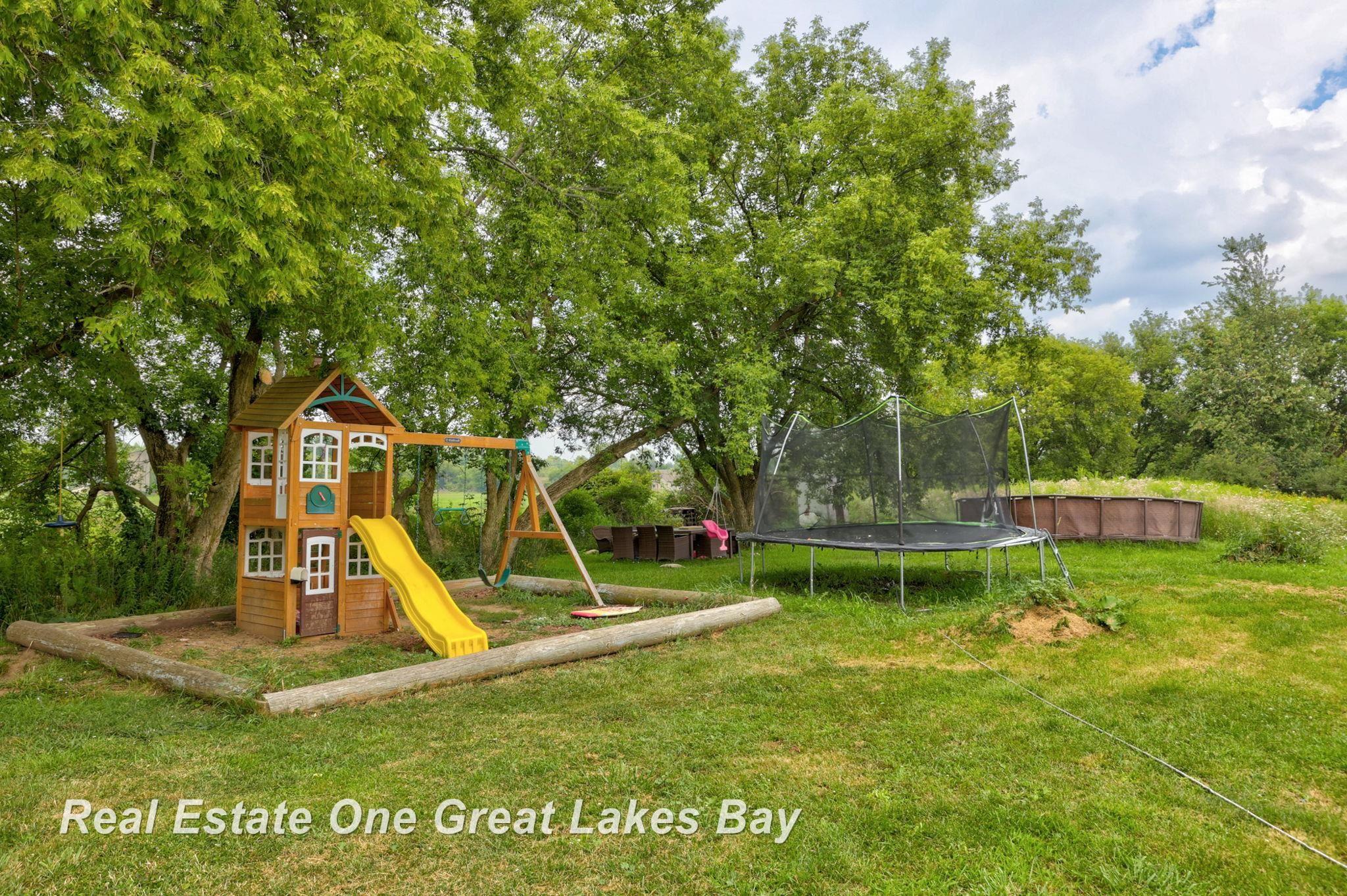 9797 Fostoria Road Fostoria, MI 48435 - Photo 31 of 47 50184687-d4c95eec-9509-4cbb-9bc6-f74c5569db1c.JPG