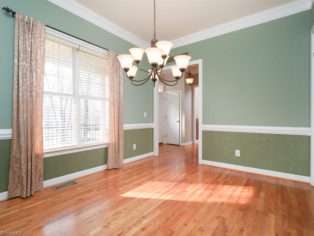7840 Wilson Farm Road Summerfield, NC 27358 - Photo 10 of 47 Spacious dining room, a great place for family meals.