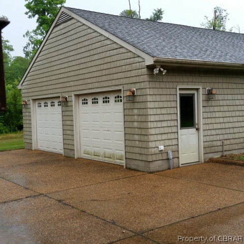 4128 Shelly Road Hayes, VA 23072 - Photo 4 of 7 Gallery Image 4