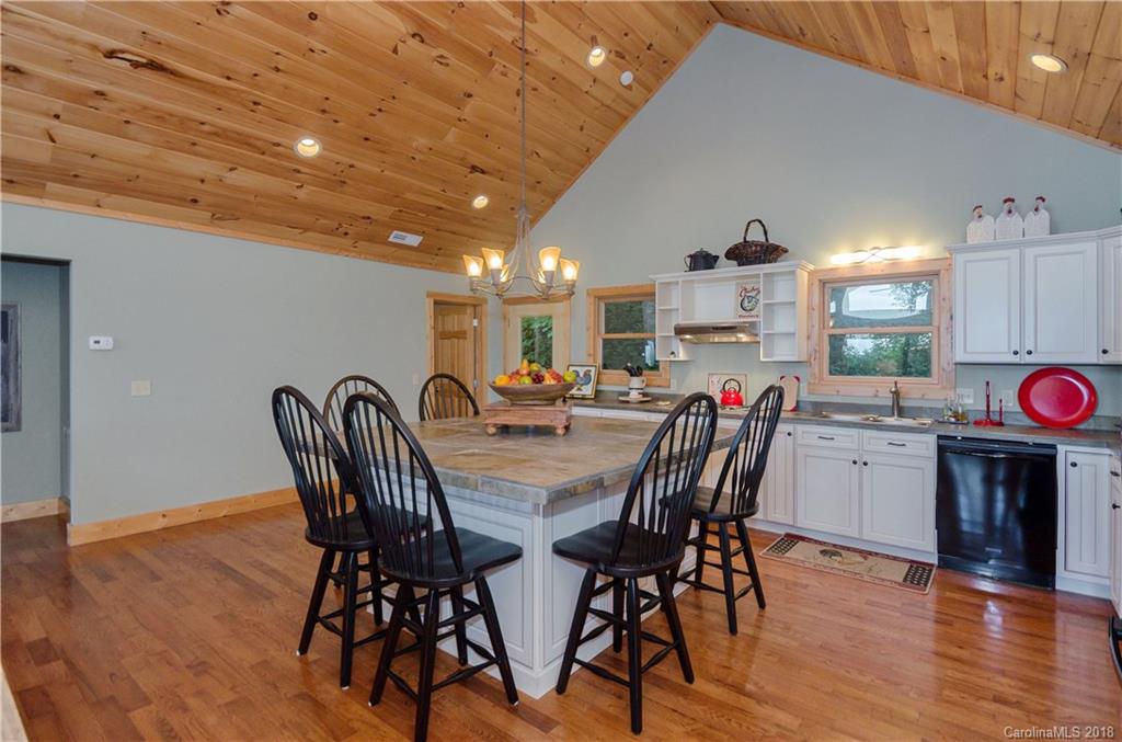 989 Old Fiddle Road Waynesville, NC 28786 - Photo 7 of 18