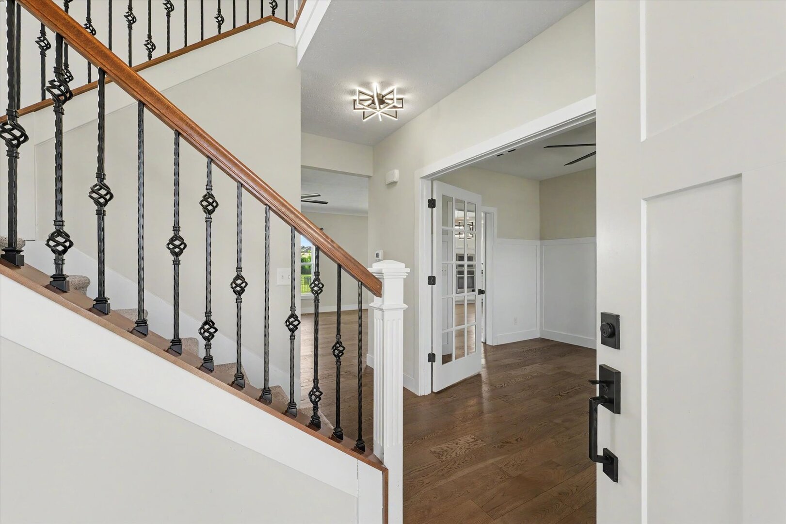 412 Sutton Street Savoy, IL 61874 - Photo 5 of 45