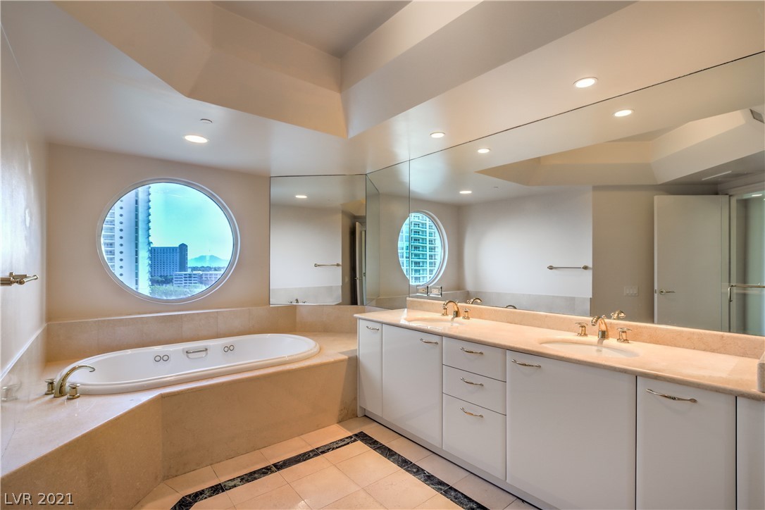 2877 Paradise Road, Unit 704 Las Vegas, NV 89109 - Photo 18 of 47