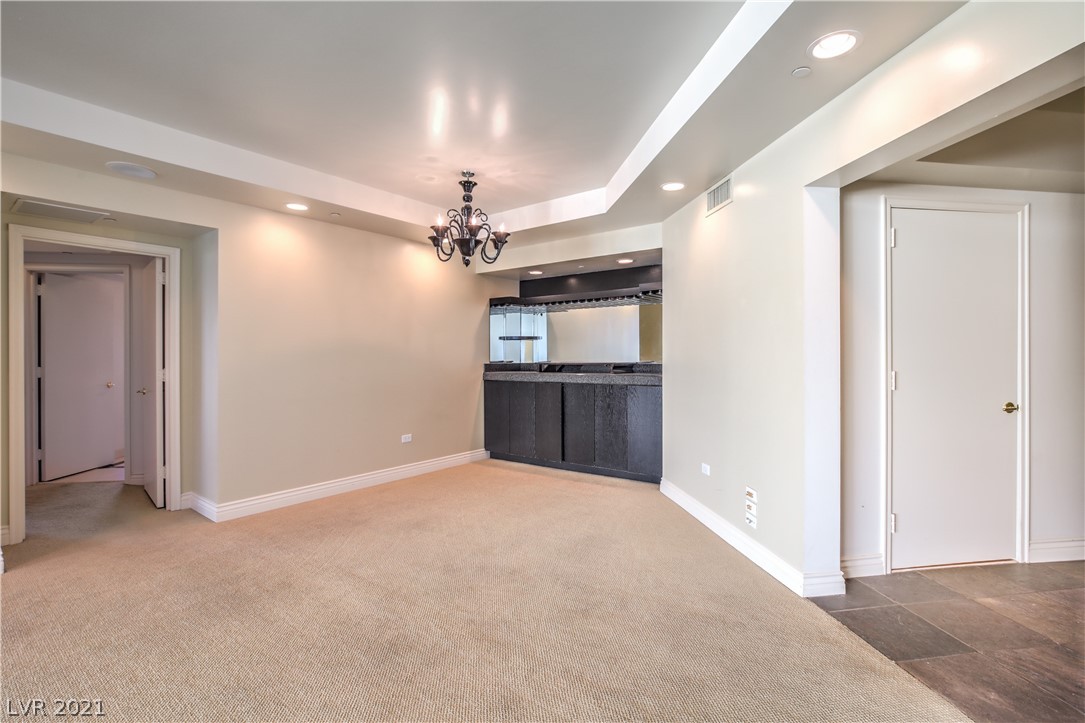 2877 Paradise Road, Unit 704 Las Vegas, NV 89109 - Photo 8 of 47