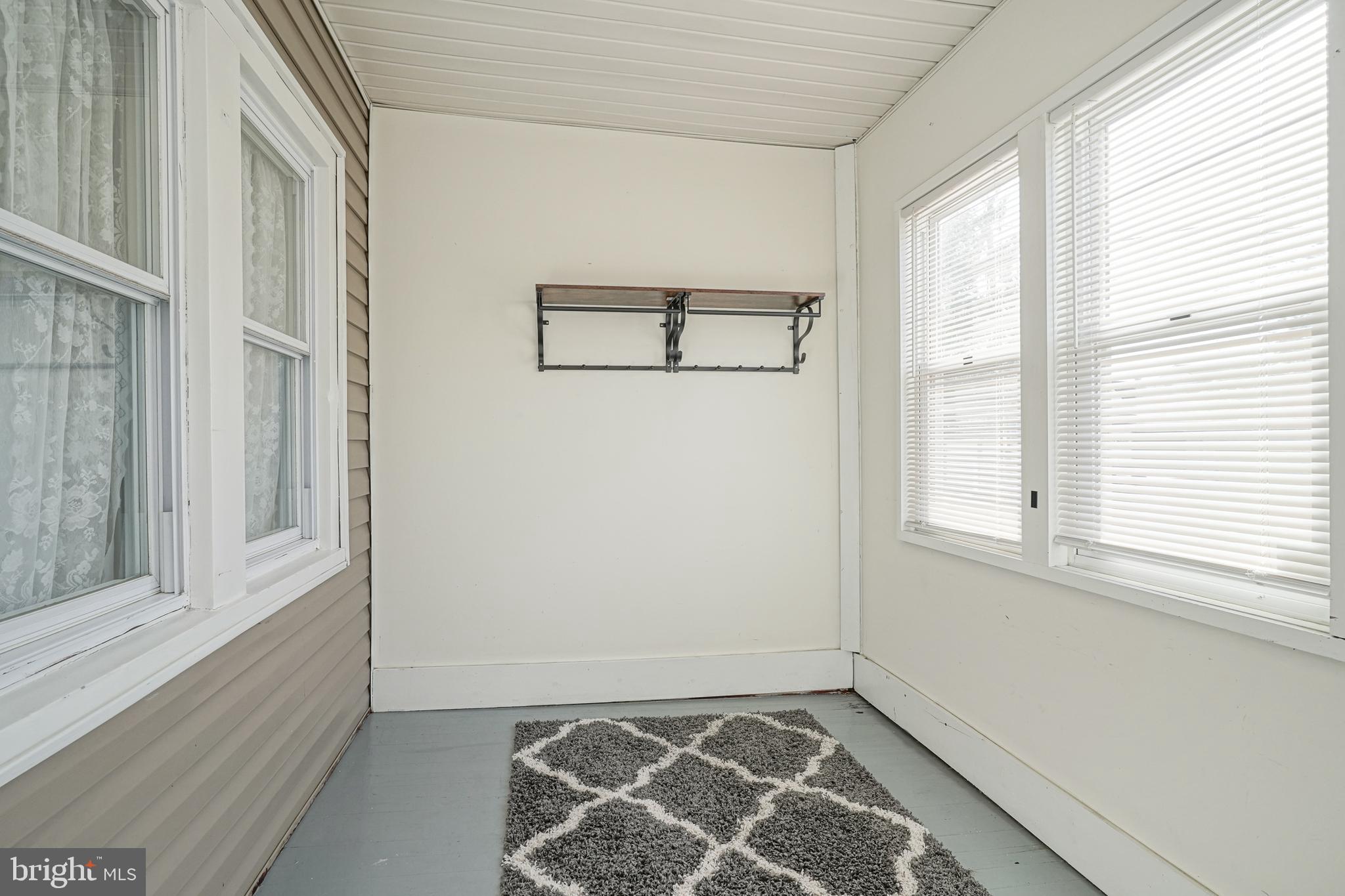 113 Kossuth Street Riverside, NJ 08075 - Photo 4 of 34