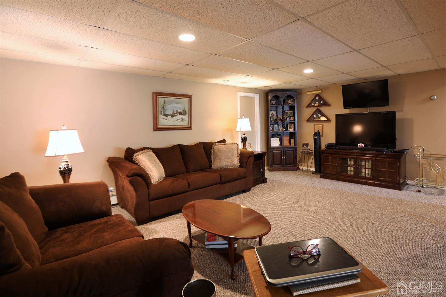 27 Ravine Drive Colonia, NJ 07067 - Photo 25 of 38 Gallery Image 25