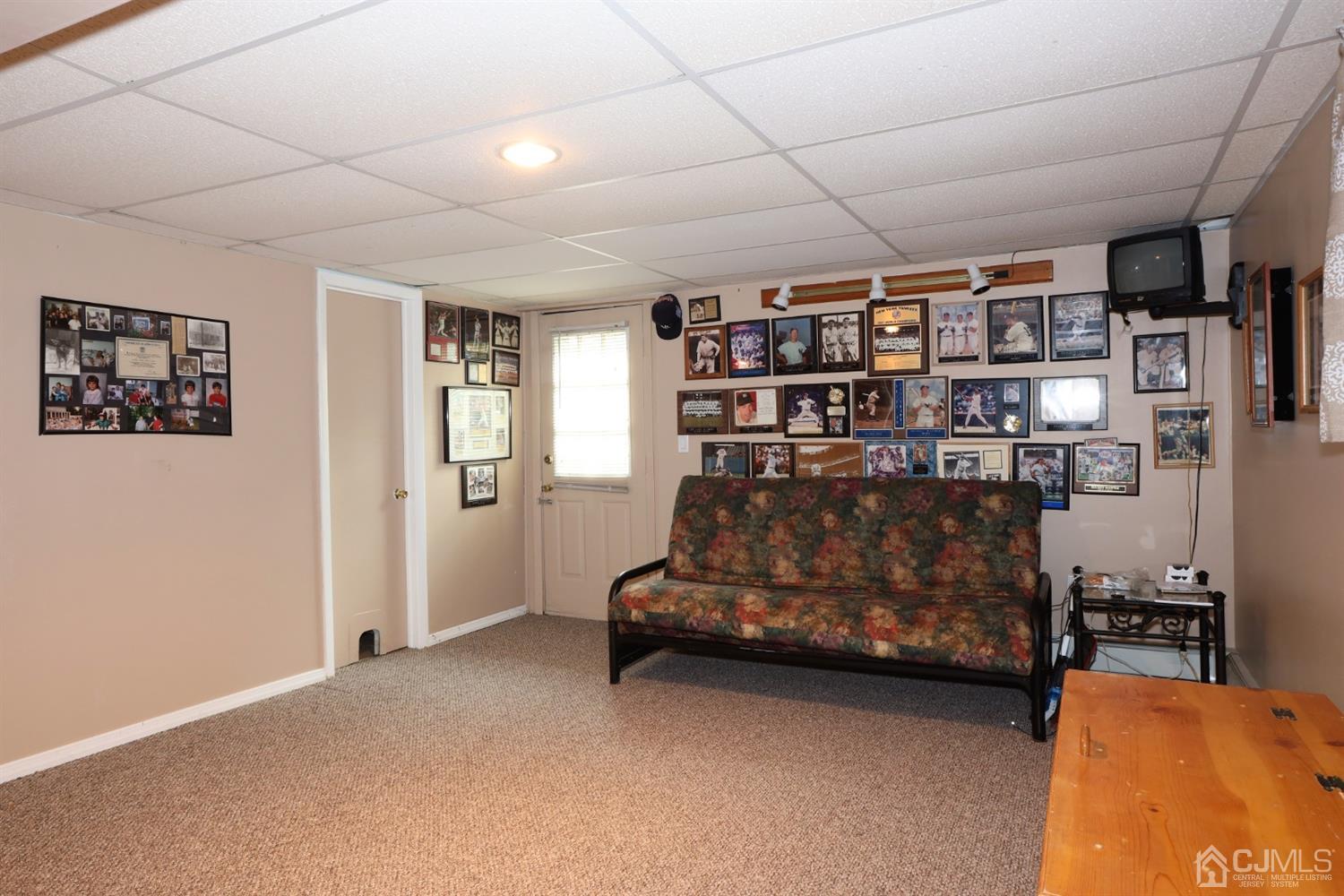 27 Ravine Drive Colonia, NJ 07067 - Photo 33 of 38 Gallery Image 33