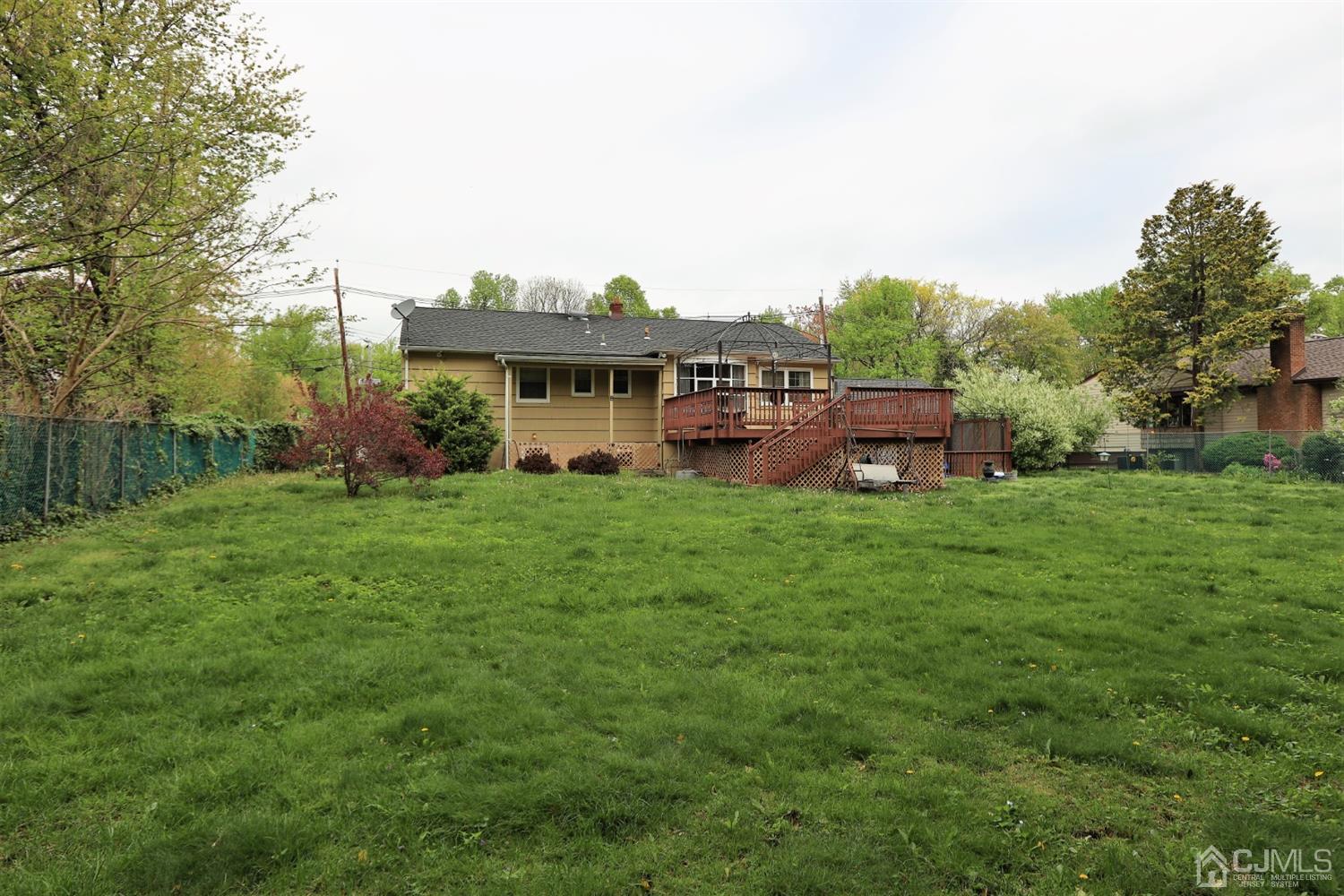 27 Ravine Drive Colonia, NJ 07067 - Photo 36 of 38 Gallery Image 36