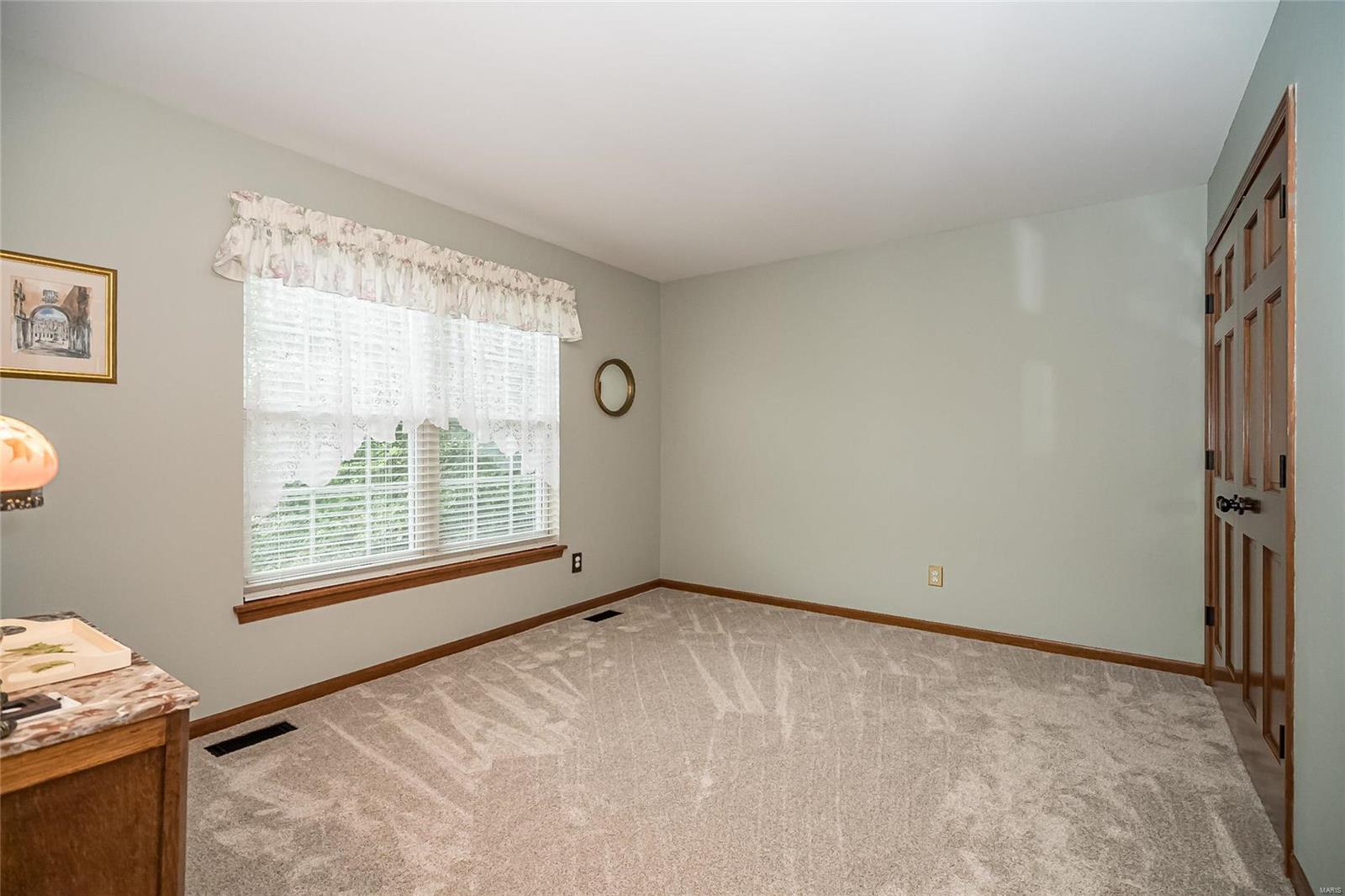 802 Castle Forest Court Ballwin, MO 63021 - Photo 20 of 46 Gallery Image 20