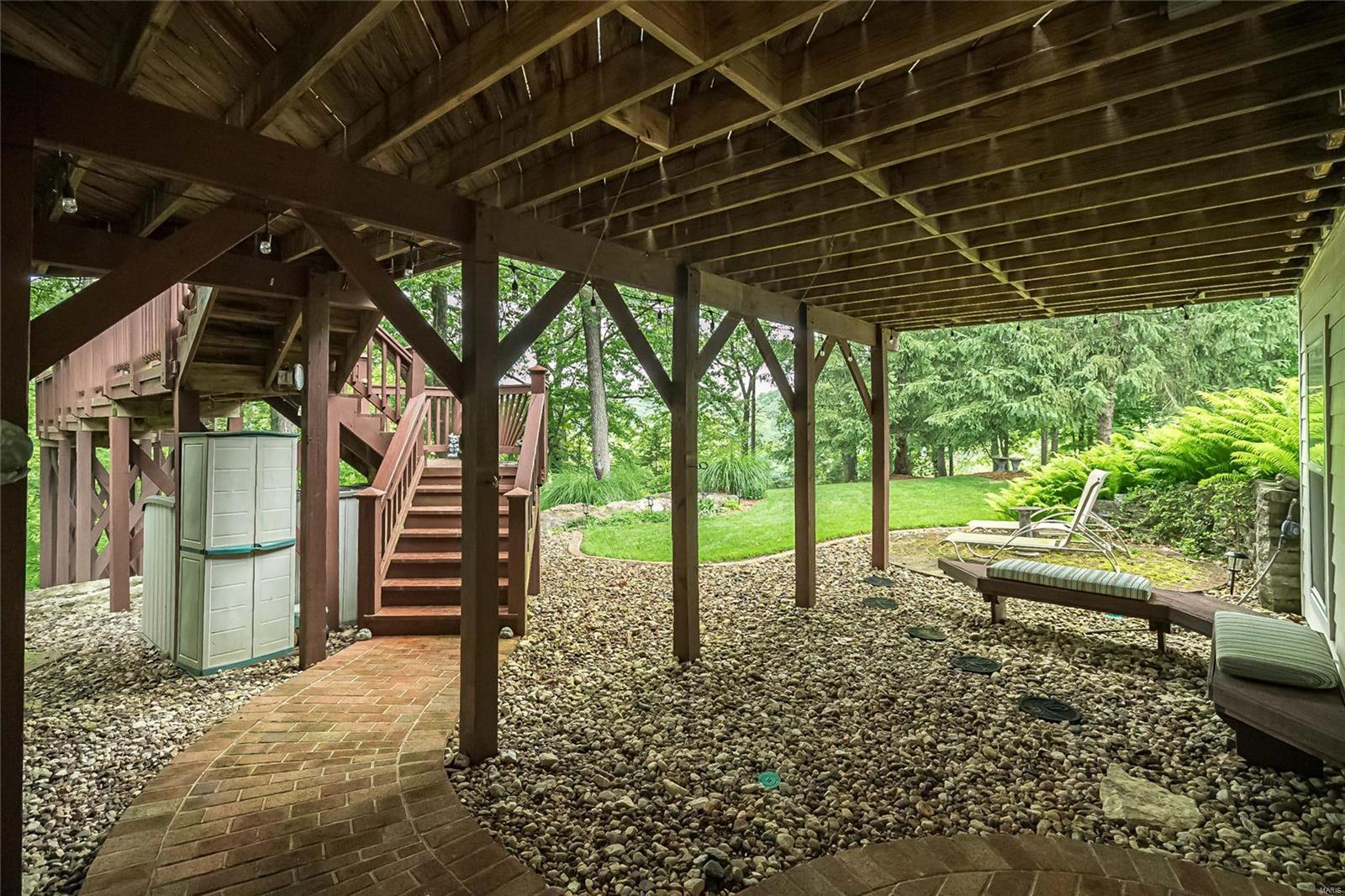 802 Castle Forest Court Ballwin, MO 63021 - Photo 27 of 46 Gallery Image 27