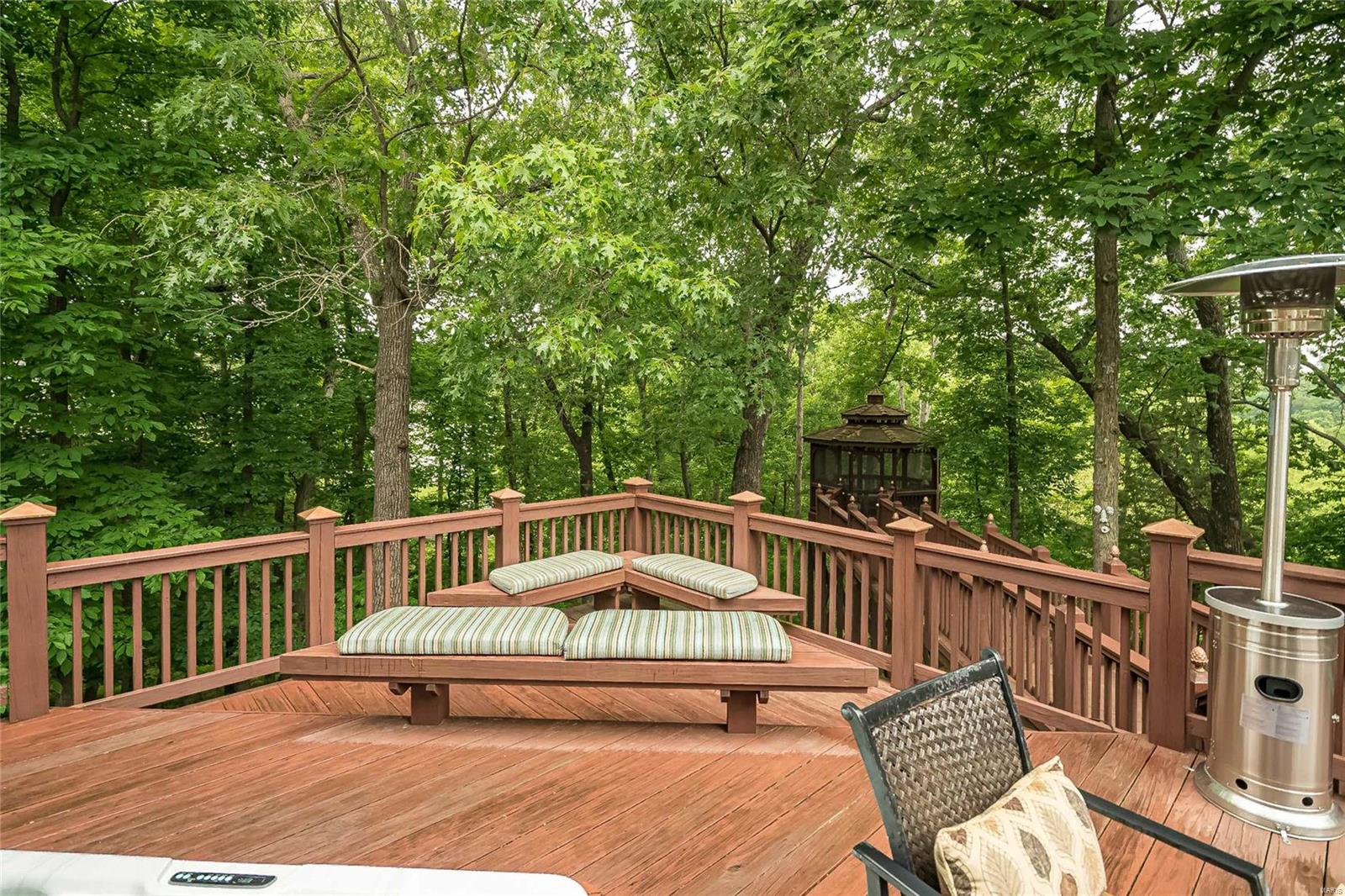 802 Castle Forest Court Ballwin, MO 63021 - Photo 34 of 46 Gallery Image 34