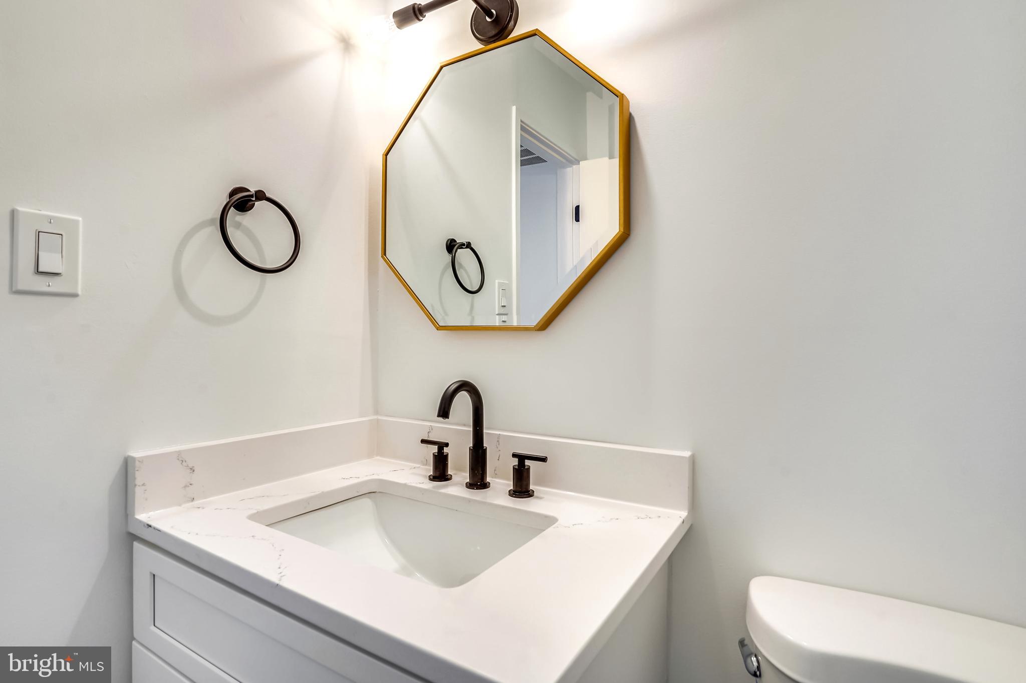 11563 Maple Ridge Road Reston, VA 20190 - Photo 34 of 50